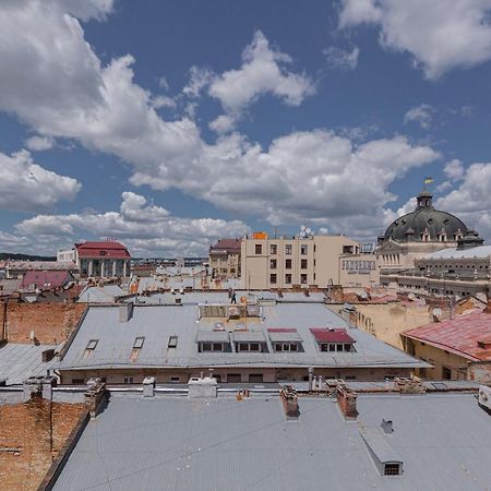 З Оглядовою Терасою На Львів Вулиця Свободи 35 Exterior photo