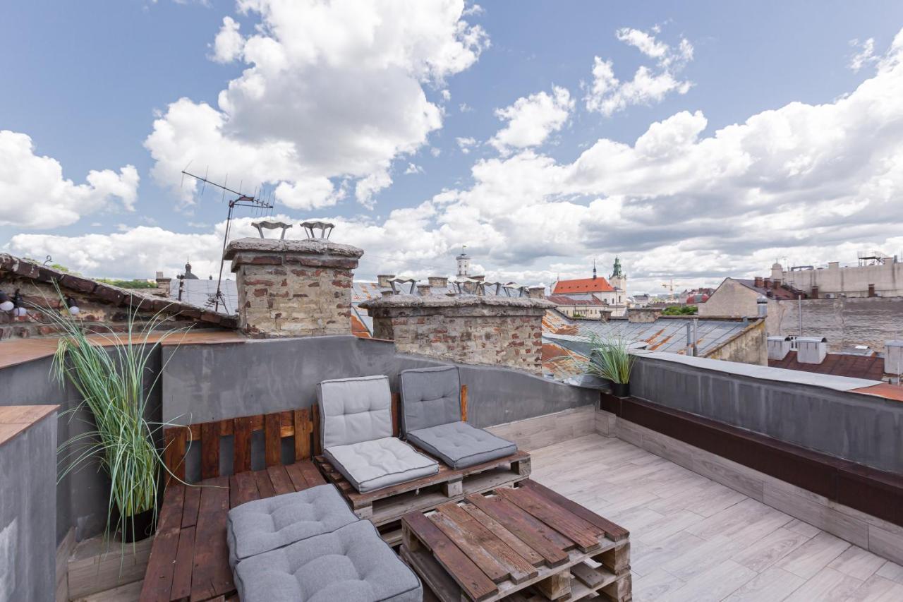 З Оглядовою Терасою На Львів Вулиця Свободи 35 Exterior photo