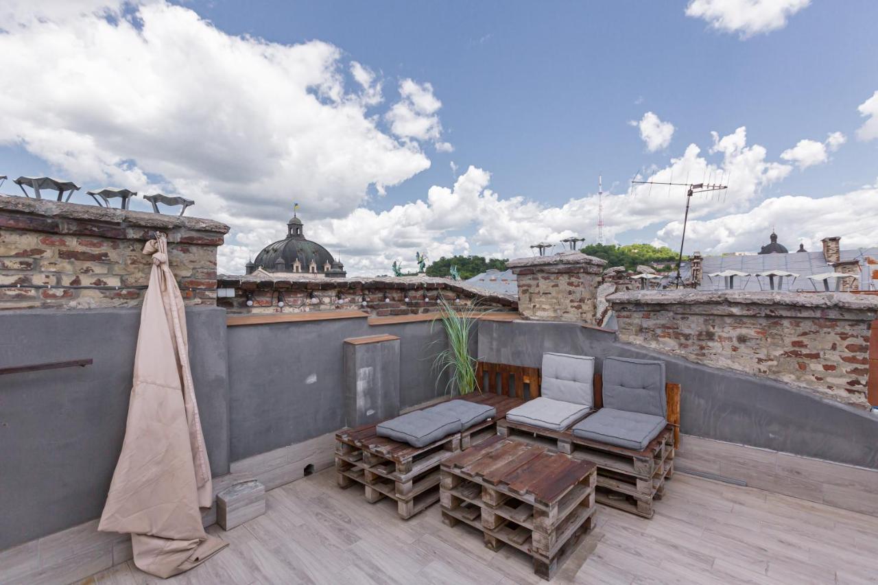 З Оглядовою Терасою На Львів Вулиця Свободи 35 Exterior photo