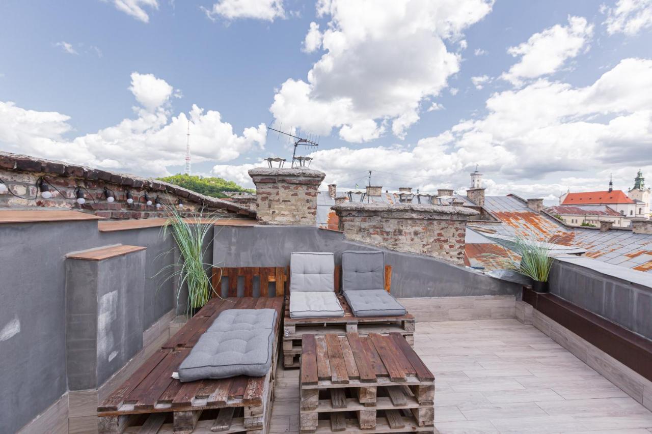 З Оглядовою Терасою На Львів Вулиця Свободи 35 Exterior photo