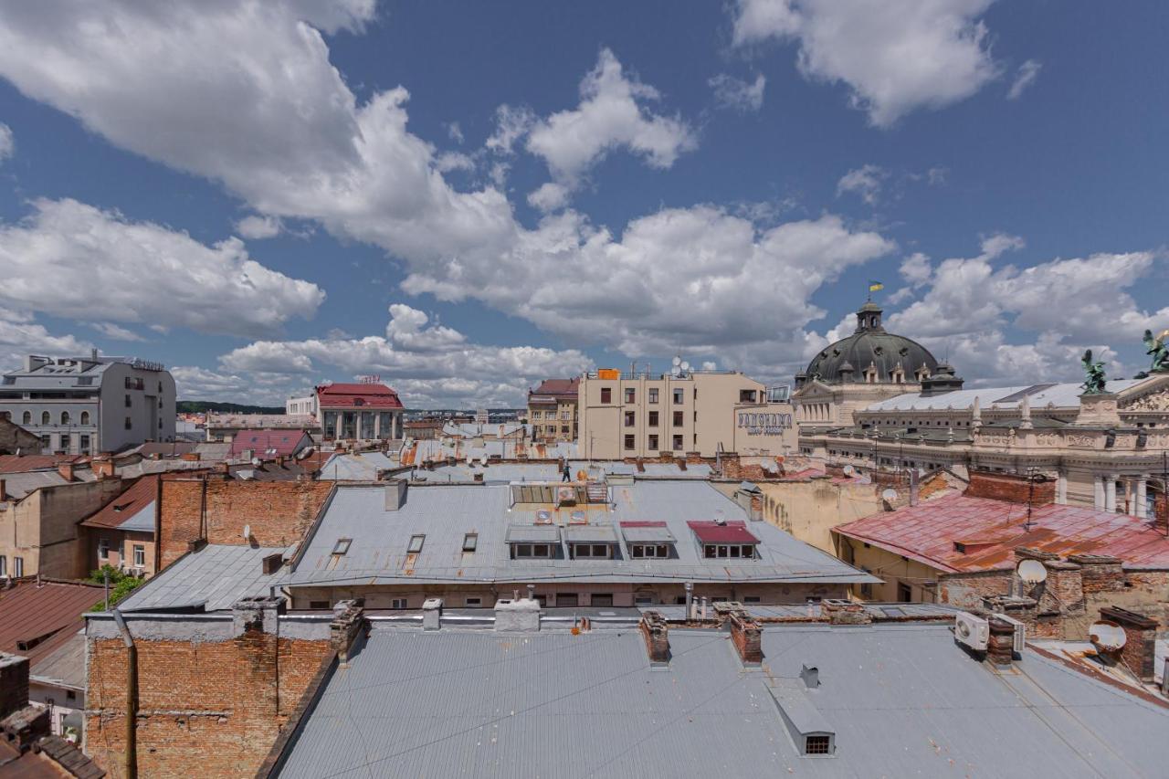 З Оглядовою Терасою На Львів Вулиця Свободи 35 Exterior photo