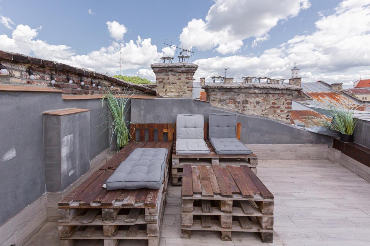 З Оглядовою Терасою На Львів Вулиця Свободи 35 Exterior photo
