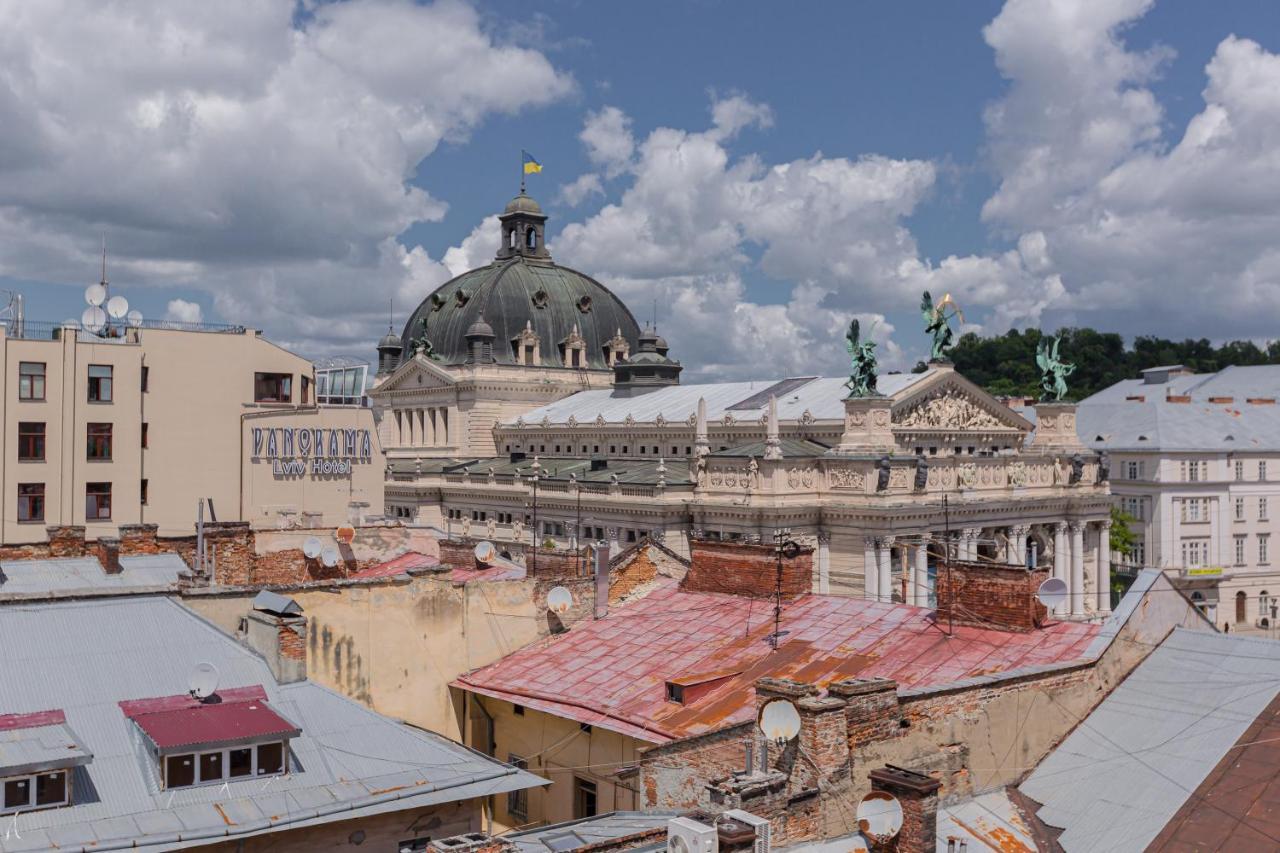 З Оглядовою Терасою На Львів Вулиця Свободи 35 Exterior photo