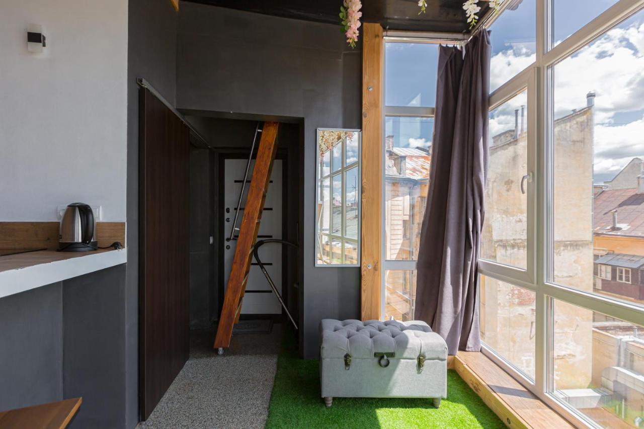 З Оглядовою Терасою На Львів Вулиця Свободи 35 Exterior photo