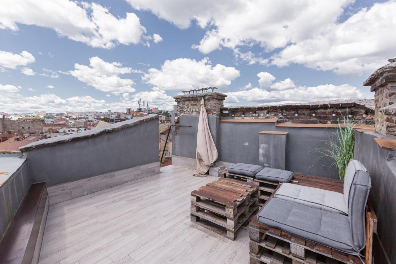 З Оглядовою Терасою На Львів Вулиця Свободи 35 Exterior photo