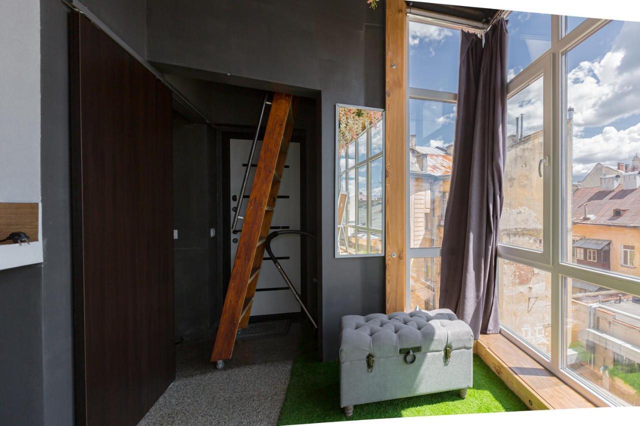 З Оглядовою Терасою На Львів Вулиця Свободи 35 Exterior photo